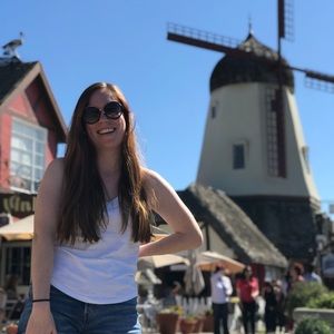 Meet your Posher, Annie